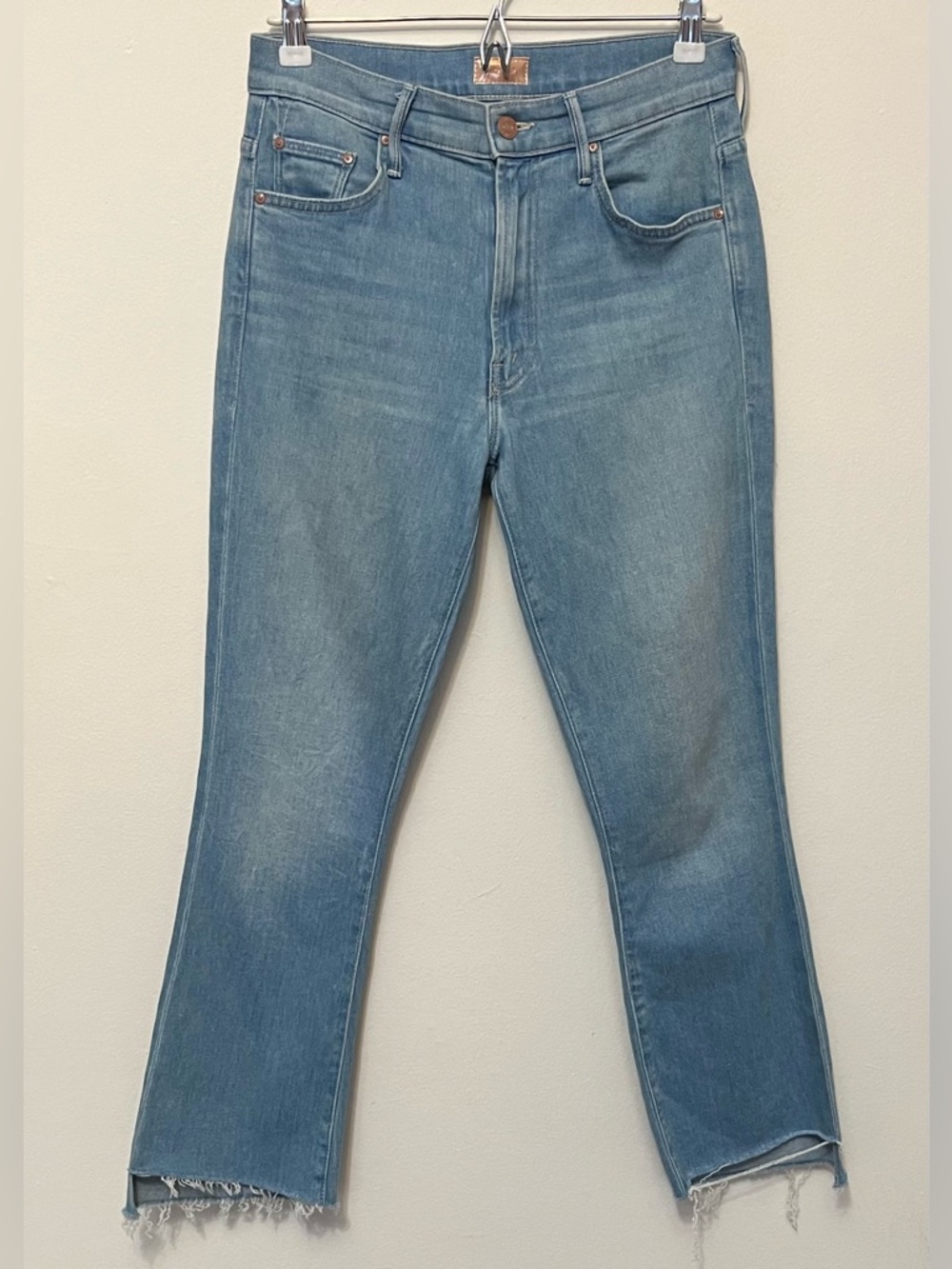 MOTHER • 27 • The Insider Crop Step Frey Denim Jeans Hold My Hand Wash